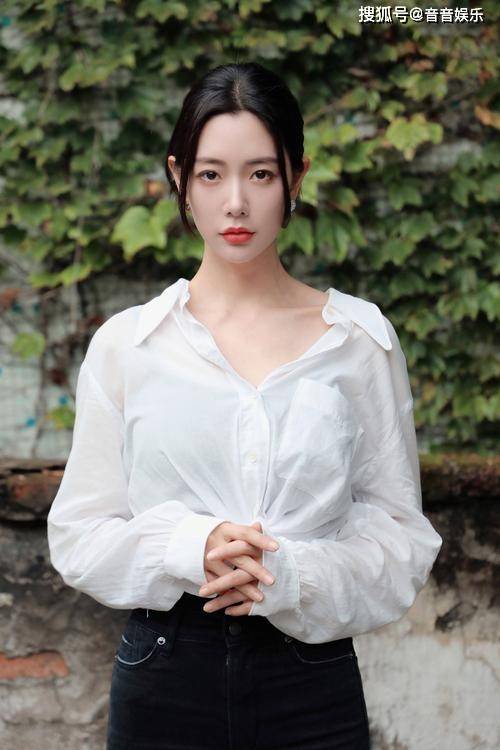 韩国女主播在线 幕后